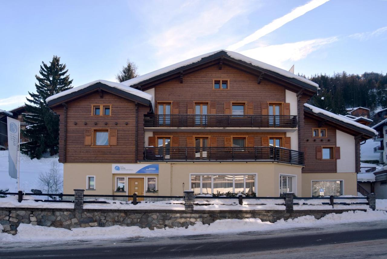 La Tzoumaz B&B By Les Elfes Luaran gambar